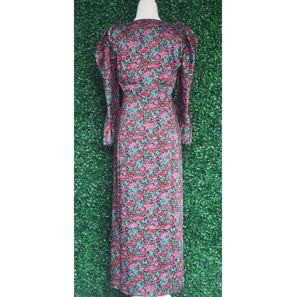 25. J.Crew Drapey puff-sleeve dress in Ratti® Red blooms - Picture 6 of 7